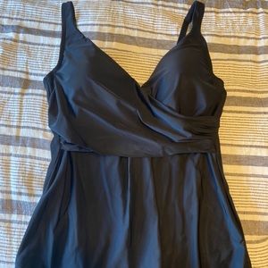 Lands End tankini top